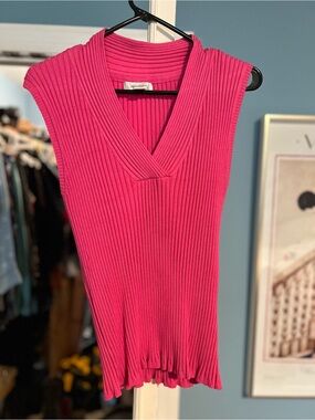 Dress Barn Fuchsia Ribbed V-Neck Sweater Tank